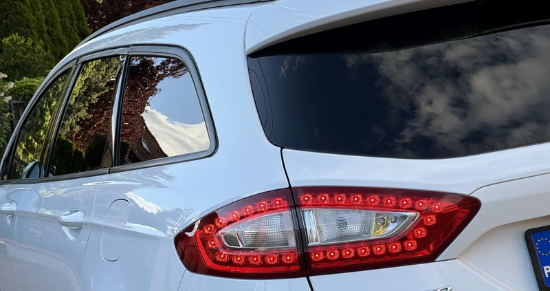Ford Mondeo cena 68900 przebieg: 179000, rok produkcji 2018 z Elbląg małe 781